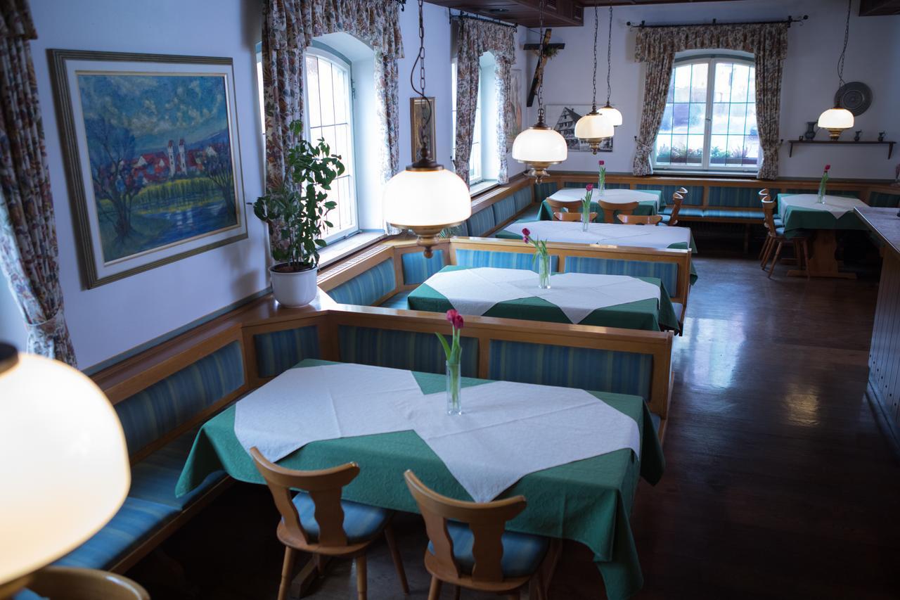 Zum Hirsch Hotel